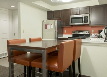Millwork-Expressions-Hillsboro-Oregon-Residence-Inn-37